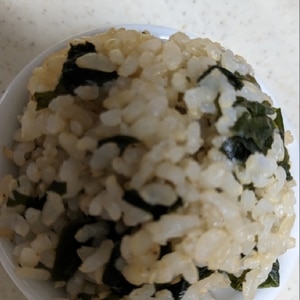 玄米のわかめご飯